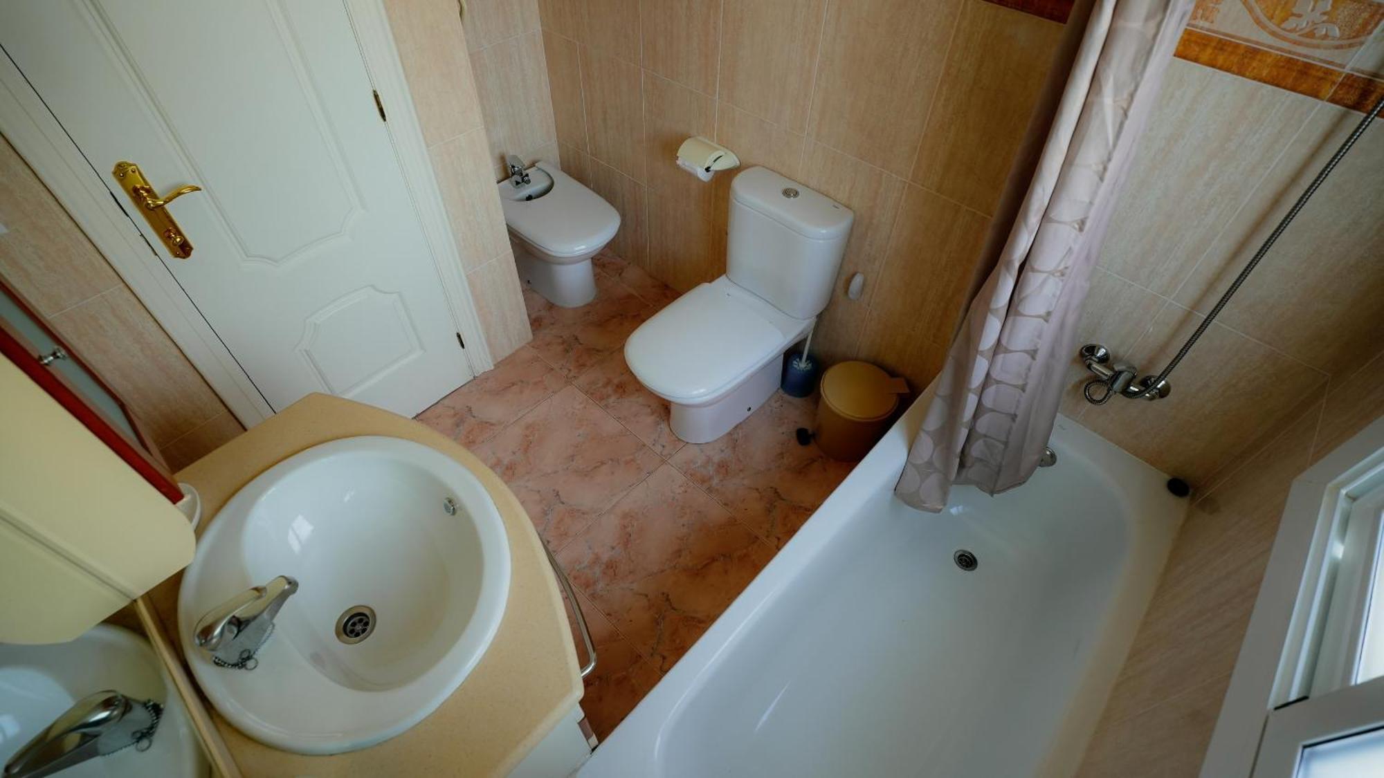 La Casa De Mima Bed & Breakfast Cubelles Oda fotoğraf